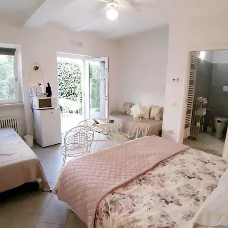 Dimora & Arte Bed & Breakfast 3*